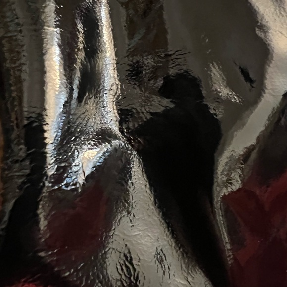 New- Anine Bing Kate Bag in High-Shine Black - Picture 11 of 11